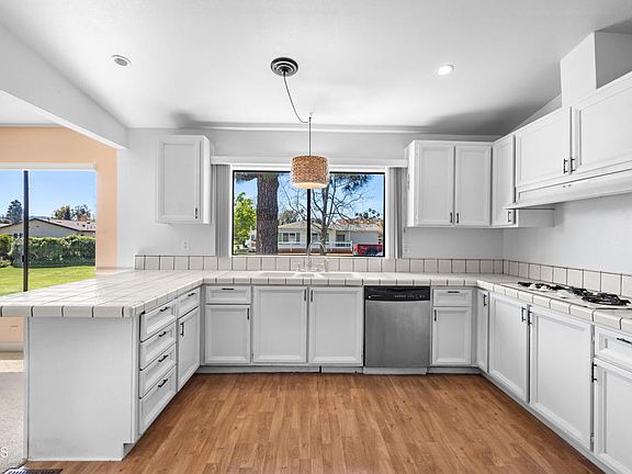 5th image of 975 W Telegraph Rd Space 77