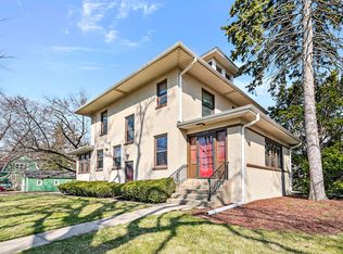 523 E Elmwood Ave, West Chicago, IL 60185