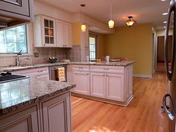 5th image of 5275 Aryshire Dr