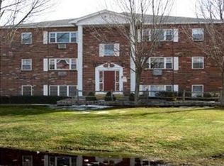 43 Berlin St APT 411, Clinton, MA 01510