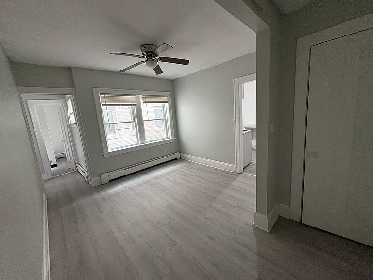 Brooklyn Manor — Photo 24