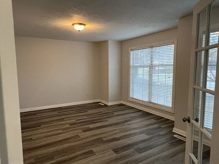 2149 S Cedar Hill Ave — Photo 12