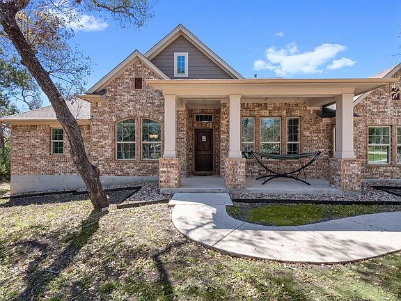 3rd image of 309 Winchester Dr