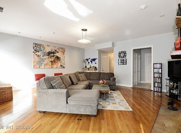 2nd image of 938 W Carmen Ave #2E