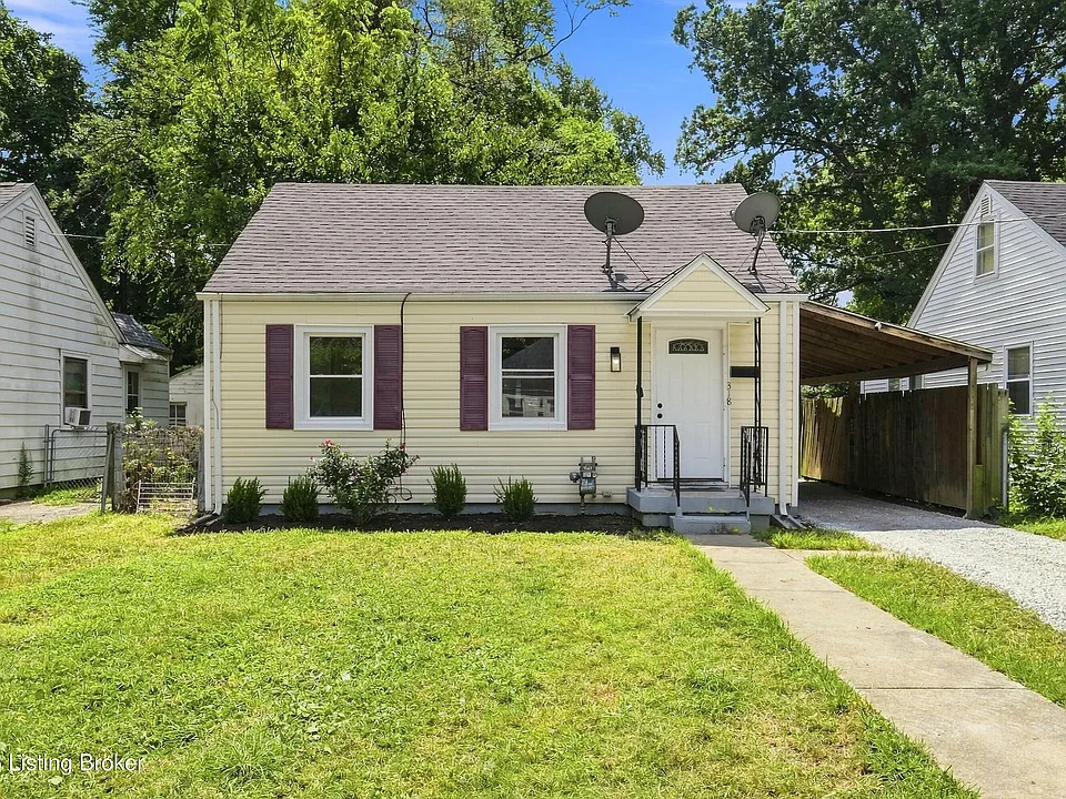 318 Freeman Ave
