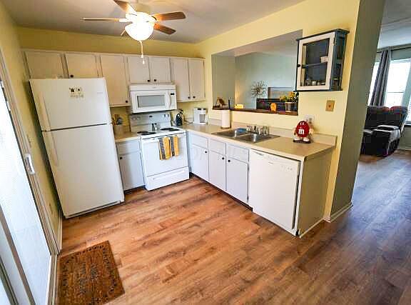 4th image of 759 Ficus Dr #23-C