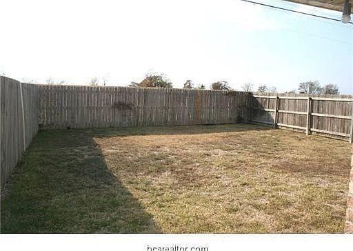 2nd image of 3754 Oldenburg Ln