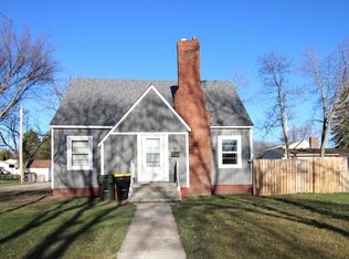 209 S 7th St, Olivia, MN 56277