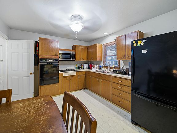 5th image of 3227 Avenue J