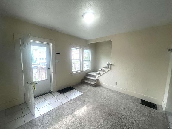 3rd image of 1307 High St