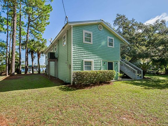 3rd image of 241 Rio Vista Dr
