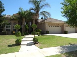 11001 Hilaire Blaise Dr, Bakersfield, CA 93311