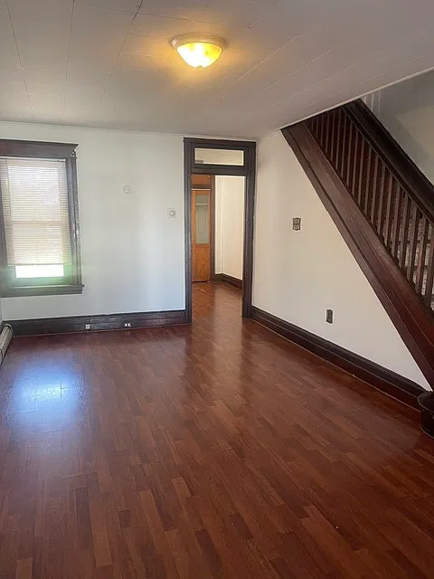 3 bed, 1072 sqft, $1,495 — Photo 3