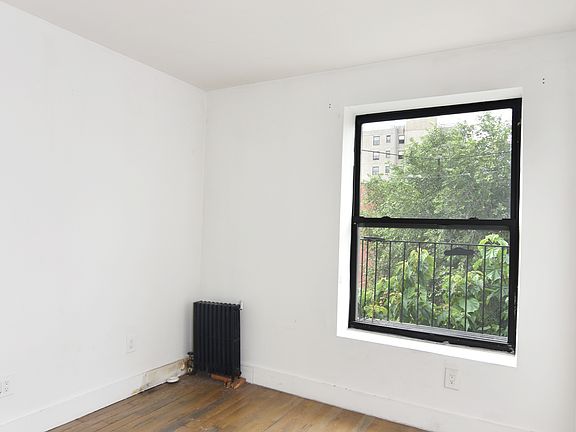 4th image of 504 W 159th St APT 6D