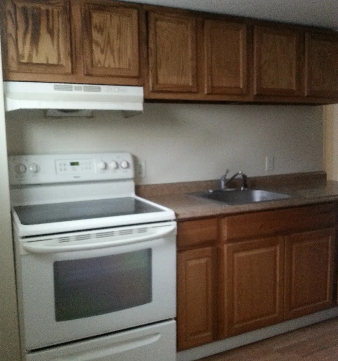 Orange St, Waterbury — Photo 2