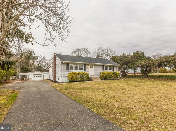 27 Button Mill Rd, Bridgeton, NJ 08302