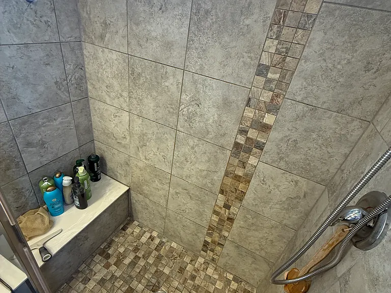 10024 Hough Point — Photo 27