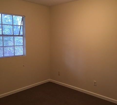 2nd image of 4009 Camellia Dr APT B