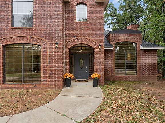 2nd image of 12222 Canyon Cir