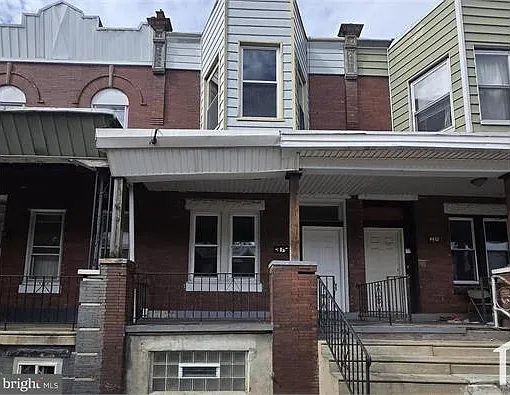 4430 N 19th St — Photo 1