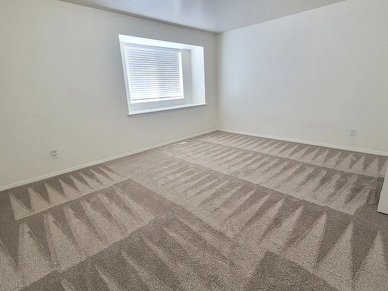 2556 E Copper Point — Photo 38
