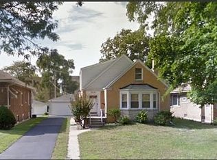 5247 Brown St, Skokie, IL 60077