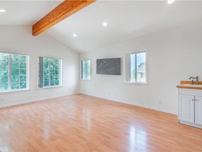 8361 Woodlake Ave, West Hills, CA, 91304