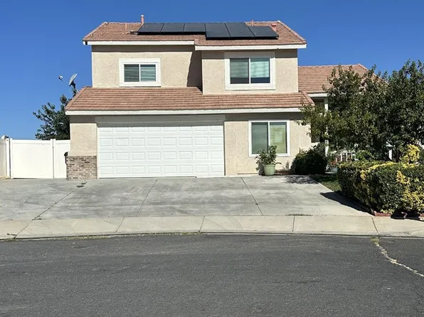 15654 Enfield Dr, Victorville, CA 92394
