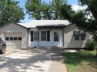3206 33rd St, Lubbock, TX 79410