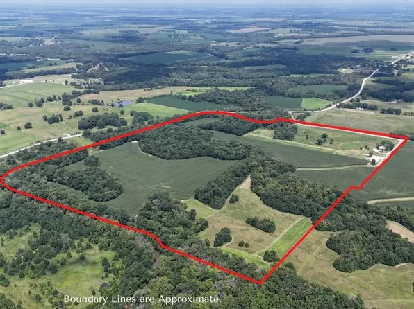 23274 Audrain Rd #324, Mexico, MO 65265