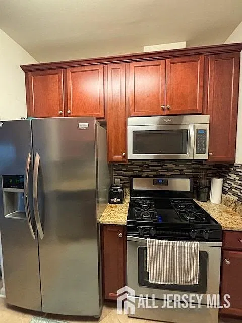 623 Doral Ct