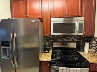 623 Doral Ct, Piscataway, NJ 08854