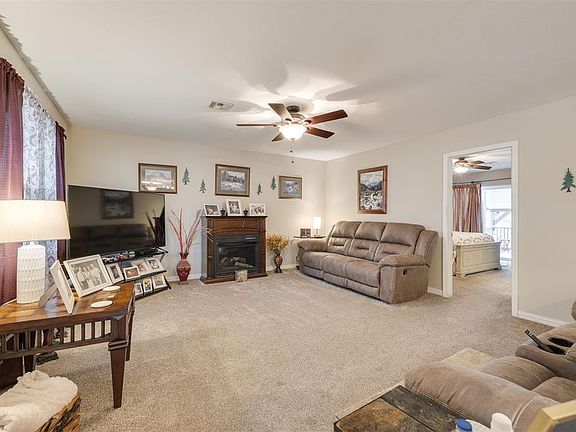 4th image of 501 NW 7th St