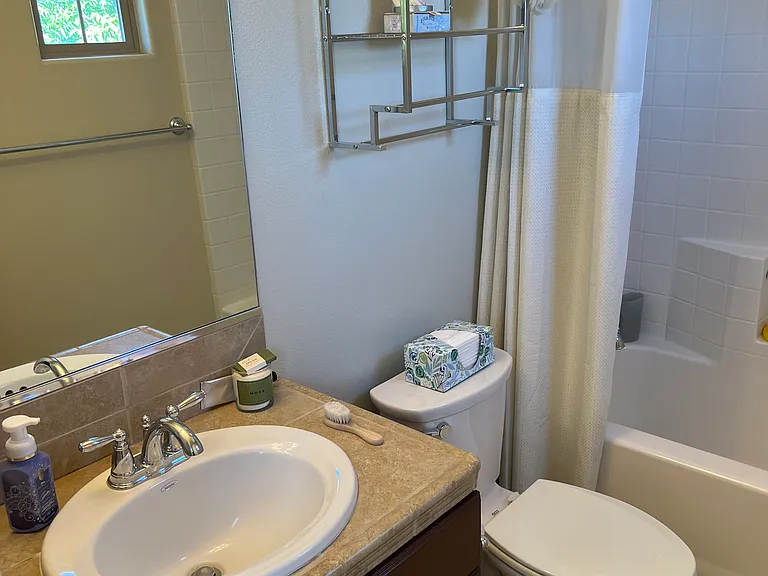 576 River Oaks Dr — Photo 18