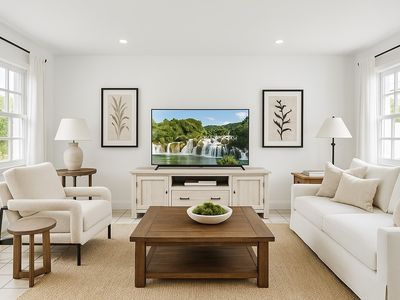 2077 Orange Ave, Costa Mesa, CA, 92627