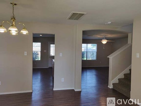 5th image of 1807 Adobe Stone Dr