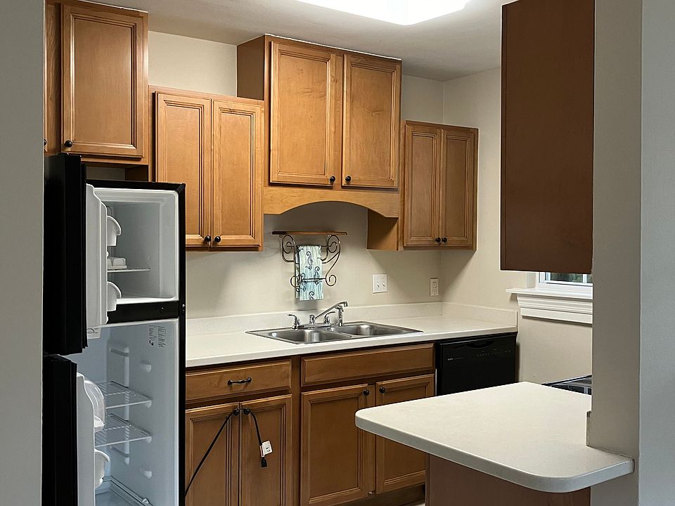 1st image of 522 E Jennings St #522
