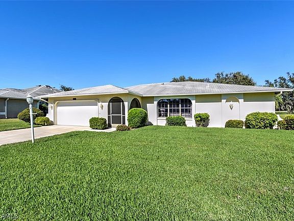 3rd image of 19973 Lake Vista Cir
