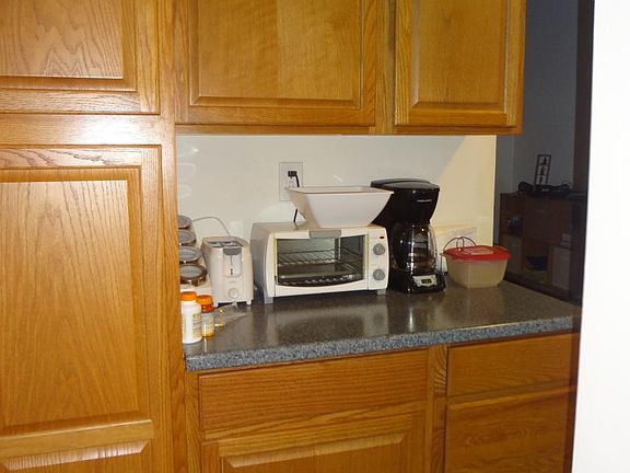 Kitchen pantry side