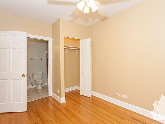 5th image of 2635 W Wellington Ave