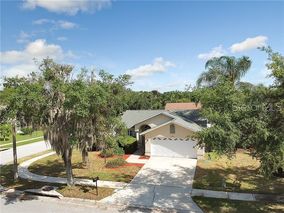 1st image of 27352 Breakers Dr