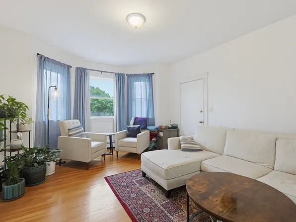87 Broad St #3, Lynn, MA 01902