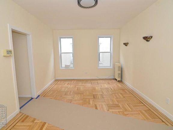 5th image of 5017 45th St APT 2R