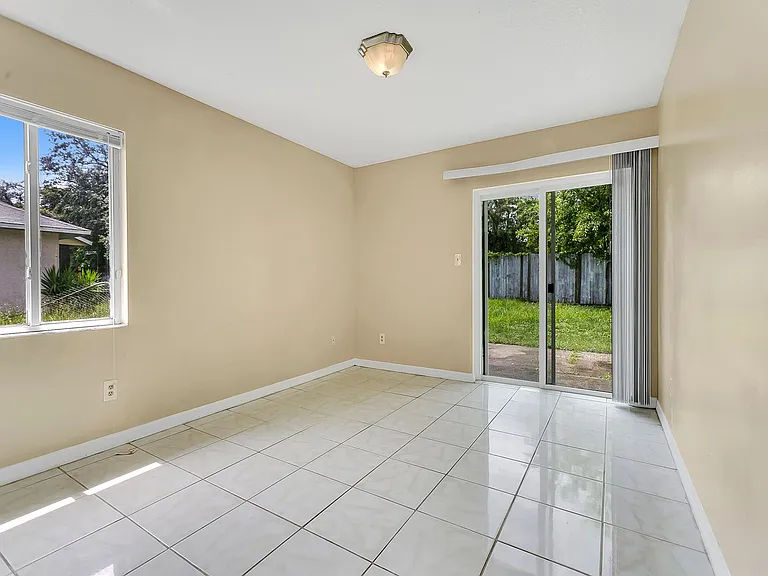 10425 Riva Ridge Trl — Photo 10