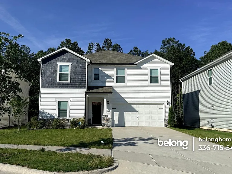713 Riguard Way — Photo 1
