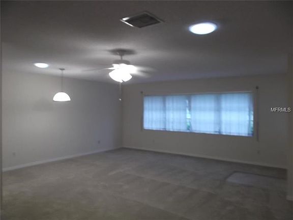 3rd image of 413 Gladstone Pl