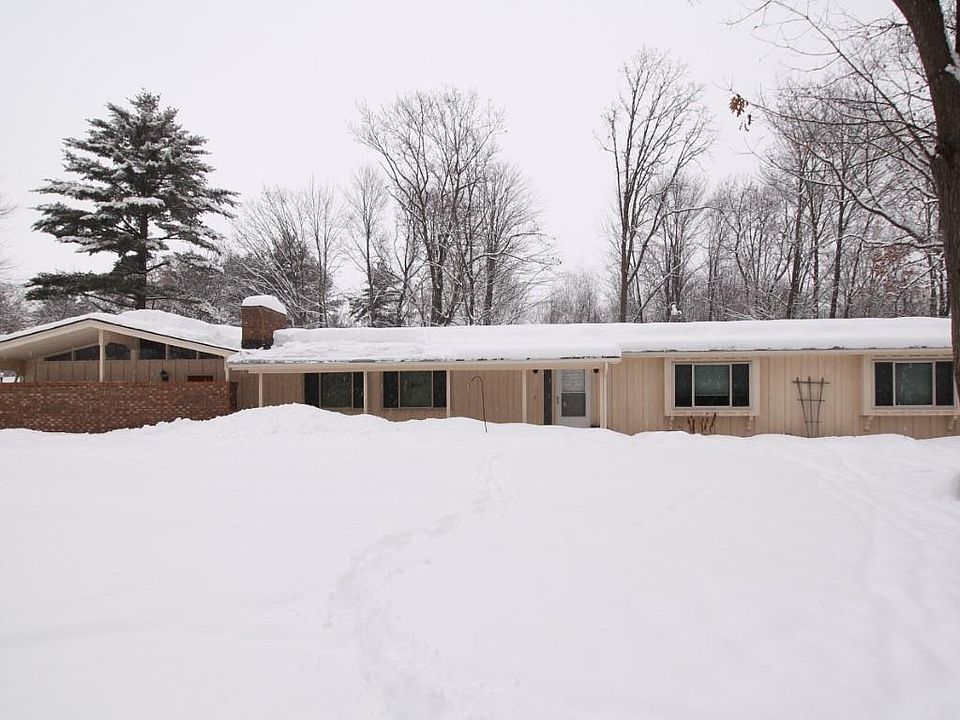 1st image of 153591 Lodgepole Ave