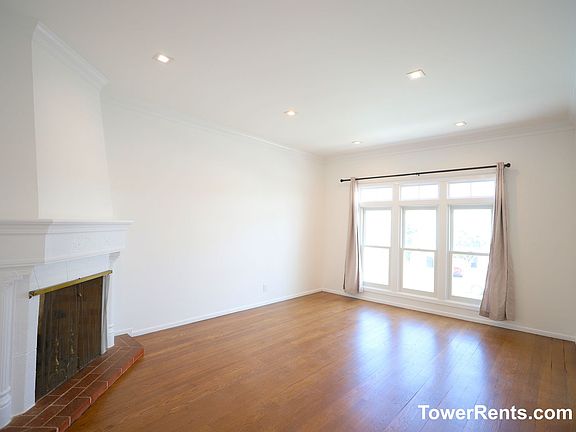 2nd image of 1443 43rd Ave