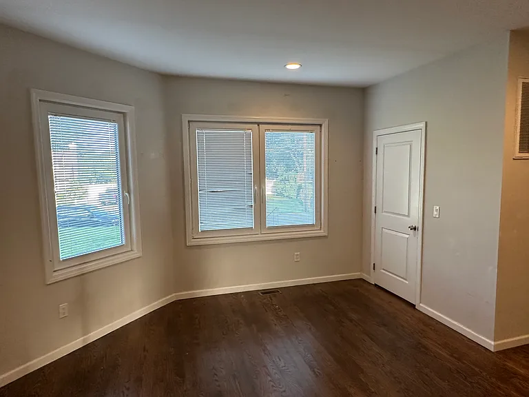 2 Pace Dr #2 — Photo 2