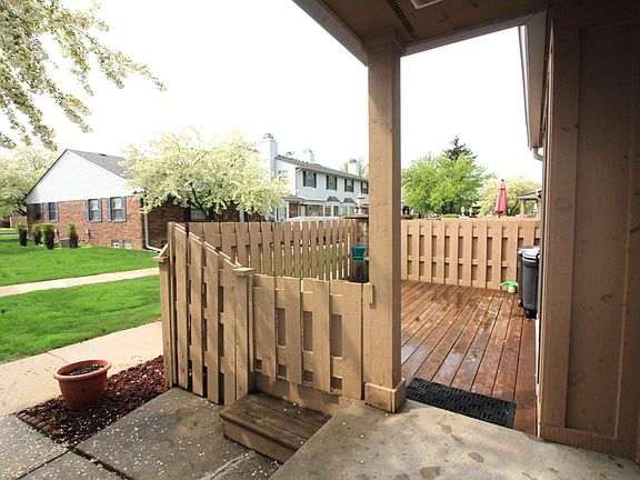 3rd image of 43628 W Arbor Way Dr APT 110